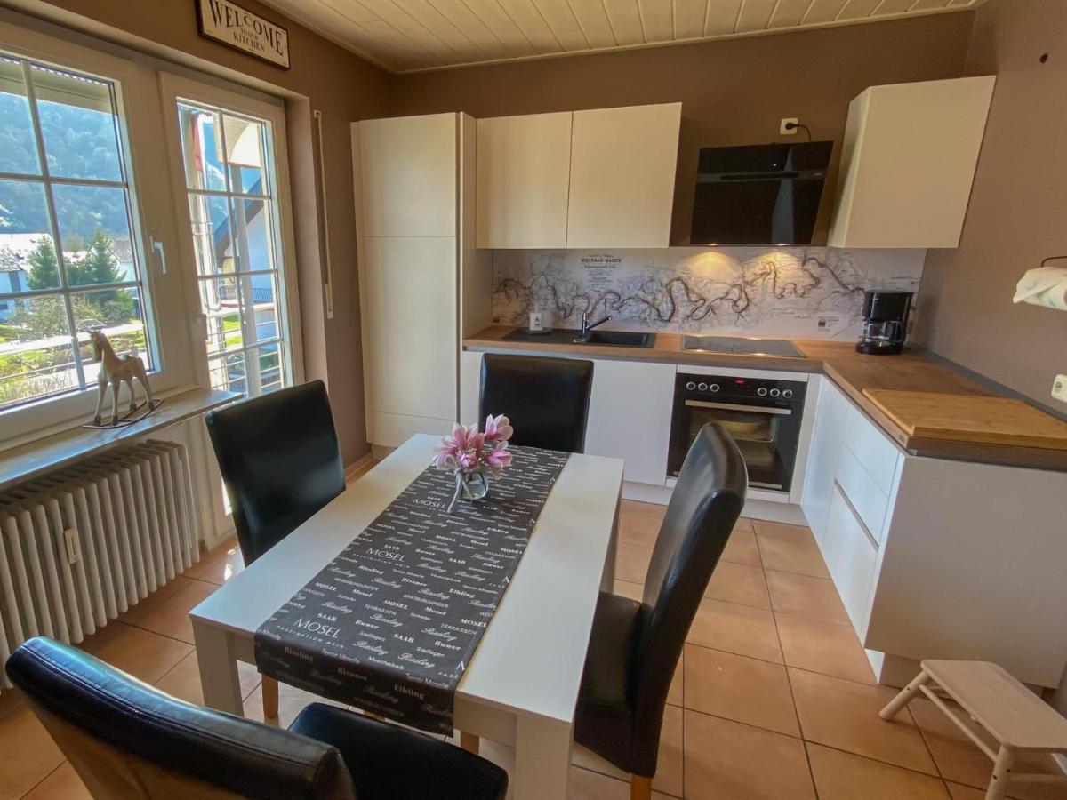 Kröv Ferienwohnung Weingut Kdm מראה חיצוני תמונה